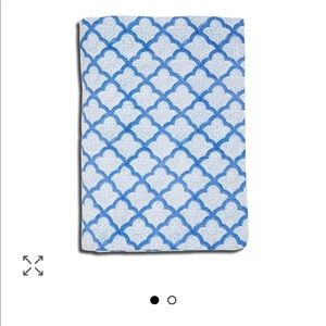 Roller Rabbit Jemima Queen duvet cover. EUC. Hard to find!